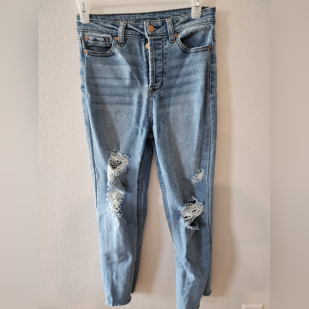 Vanilla Star Real Cheeky Straight ripped jeans, size 26